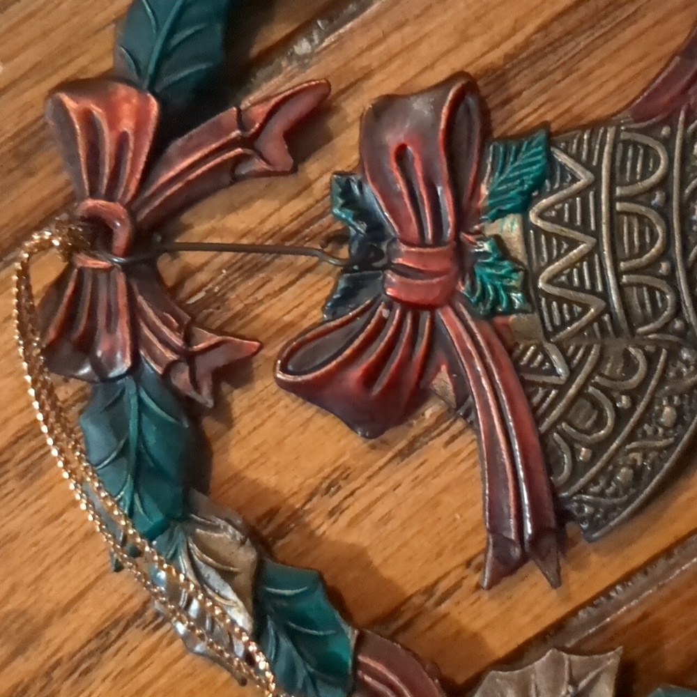 The Heirloom Collection Pewter Ornament - Picture 2 of 8